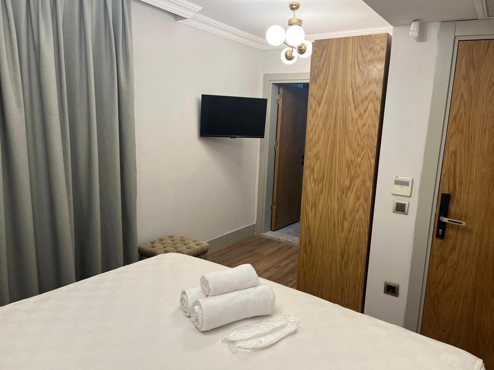 Aparthotel Suna &