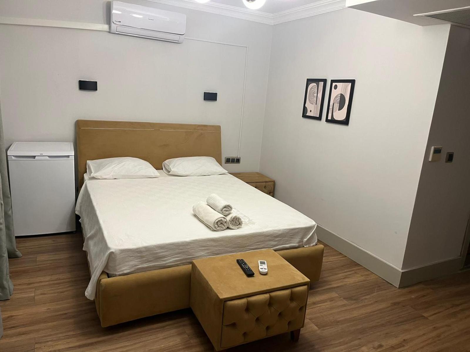 Aparthotel Suna &