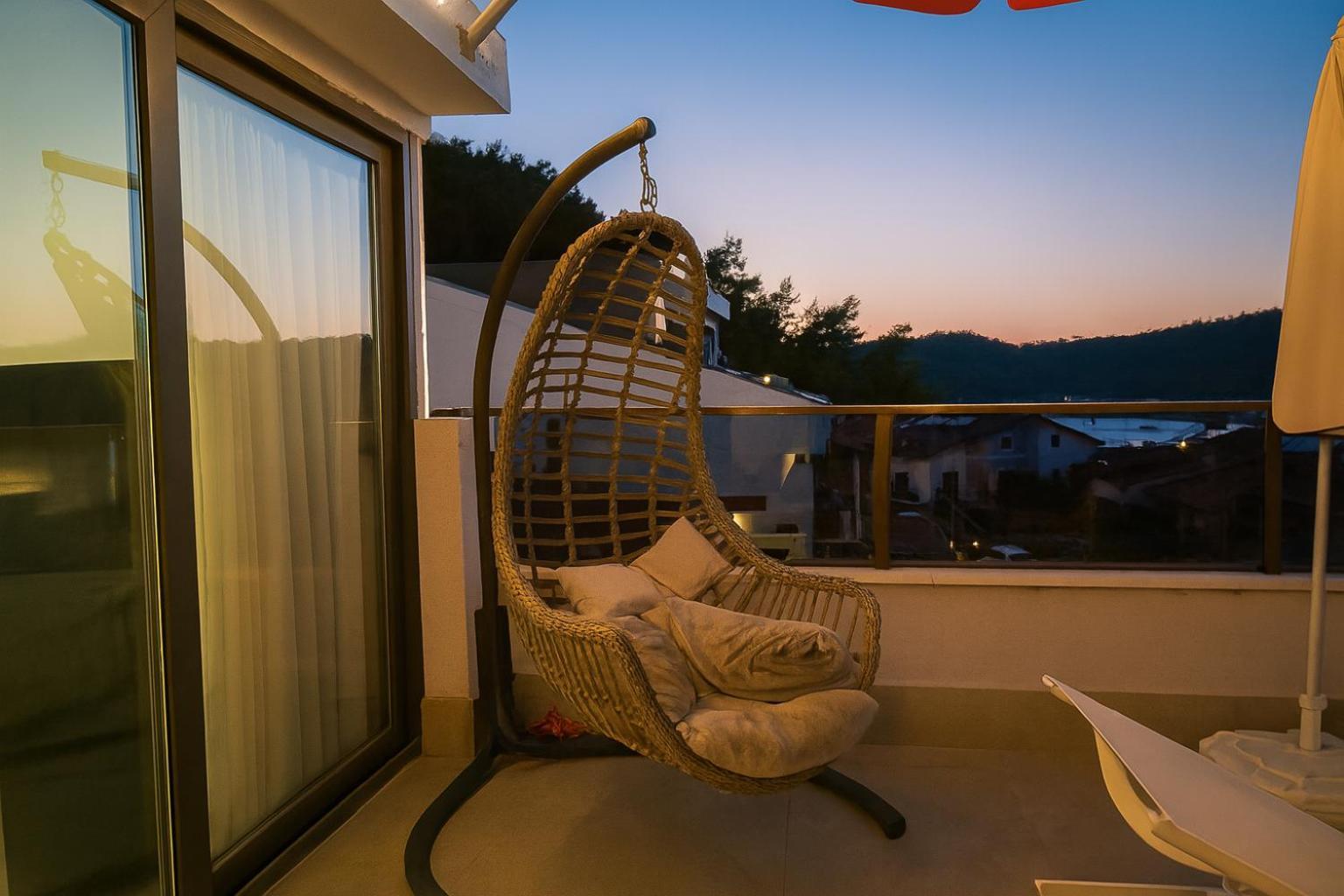 Suna & Fethiye